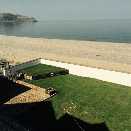 Superb Cintra Beachside Apartments Лландидно Номер фото